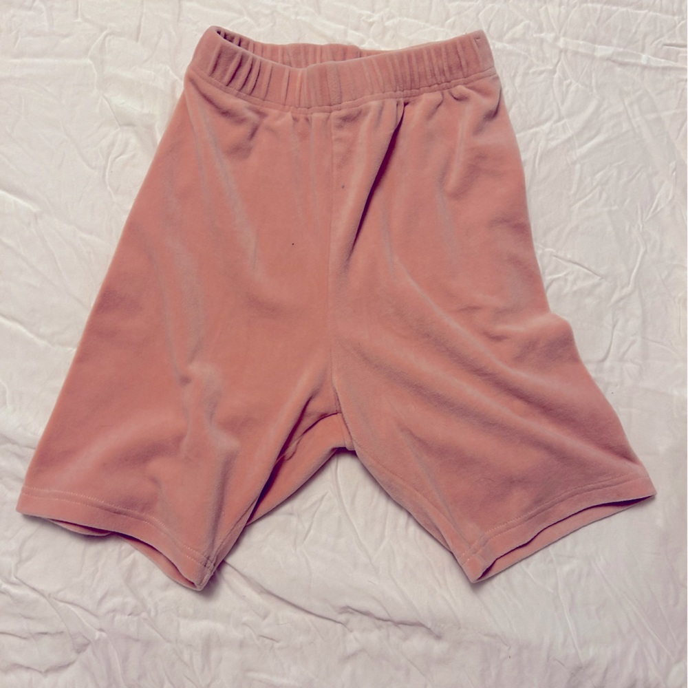 Simon’s Baby pink velvety medium bike shorts